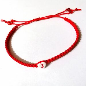 Bratara rosie impletita cu litera J