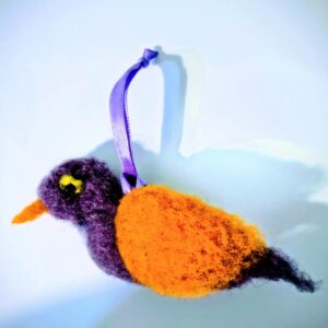 Pasăre din lână împâslită